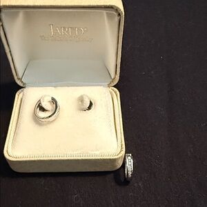 Jared Silver huggie Earrings with Diamonds 14k white gold